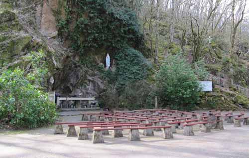 La Grotte de St Auvent